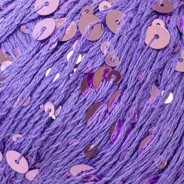 Пряжа Avanti Yarn Королевская Паетка 3+6 мм №48 фиолетовый, паетка в тон на хлопковой основе для вязания спицами и крючком 48 фото