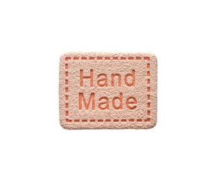 Декоративная бирка пришивная "Hand Made" экокожа для одежды Персиковая 93882-2Р фото