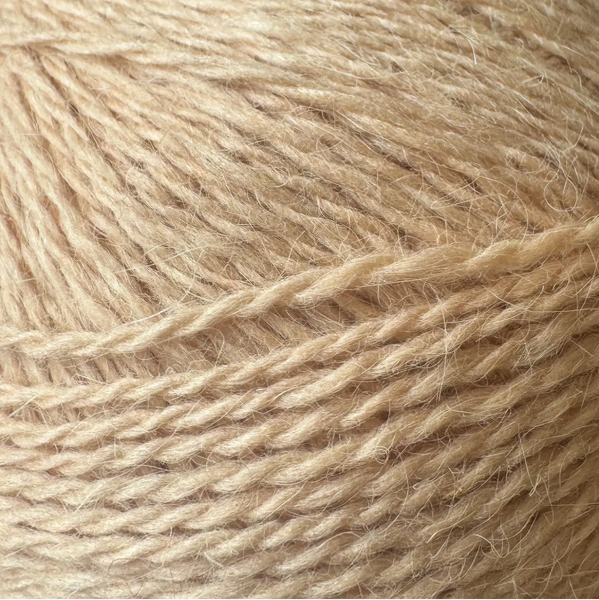 Пряжа Avanti Yarn Angora 50 (Ангора 50) №F54 песок, нитки ангора для вязания спицами и крючком F54 фото
