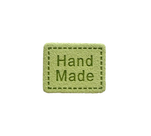 Декоративная бирка пришивная "Hand Made" экокожа для одежды Зеленая 93884-2Р фото