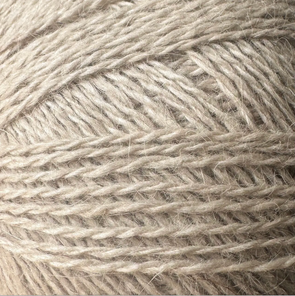 Пряжа Avanti Yarn Angora 70 (Ангора 70) №945 беж, нитки ангора для вязания спицами и крючком 945 фото