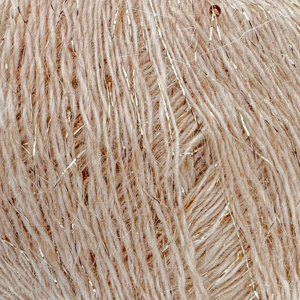 Пряжа Avanti Yarn Angora Premium (Ангора Преміум) №EF53/2028 світлий беж, ангора з люрексом і паєтками EF53/2028 фото Пряжа Avanti Yarn Angora Premium (Ангора Преміум) №EF53/2028 світлий беж, ангора з люрексом і паєтками EF53/2028 фото