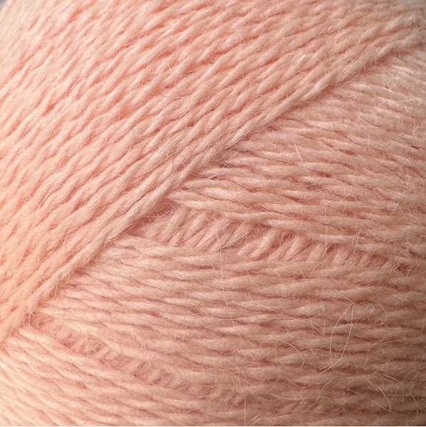 Пряжа Avanti Yarn Angora 70 (Ангора 70) №940 персиковый, нитки ангора для вязания спицами и крючком 940 фото
